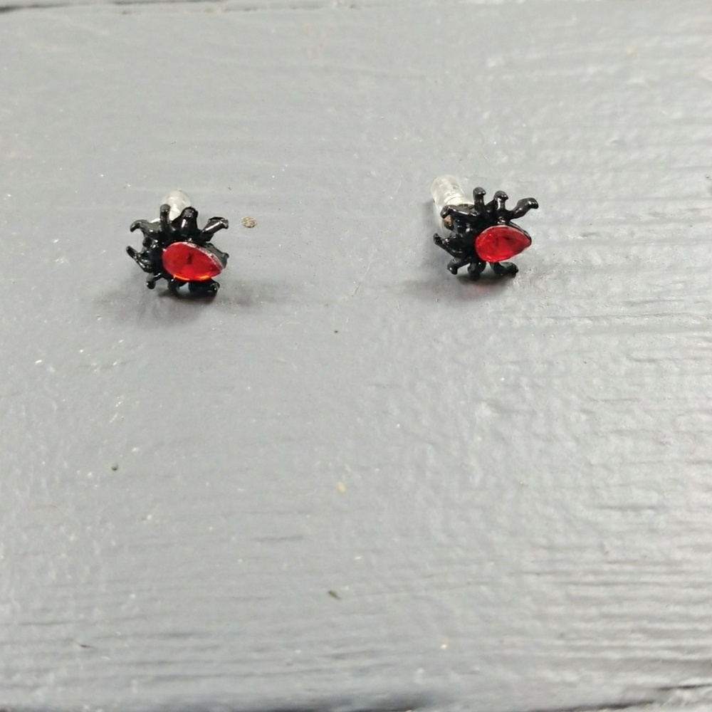 Sparkly Red & Black Spider Earrings-Hypoallergenic